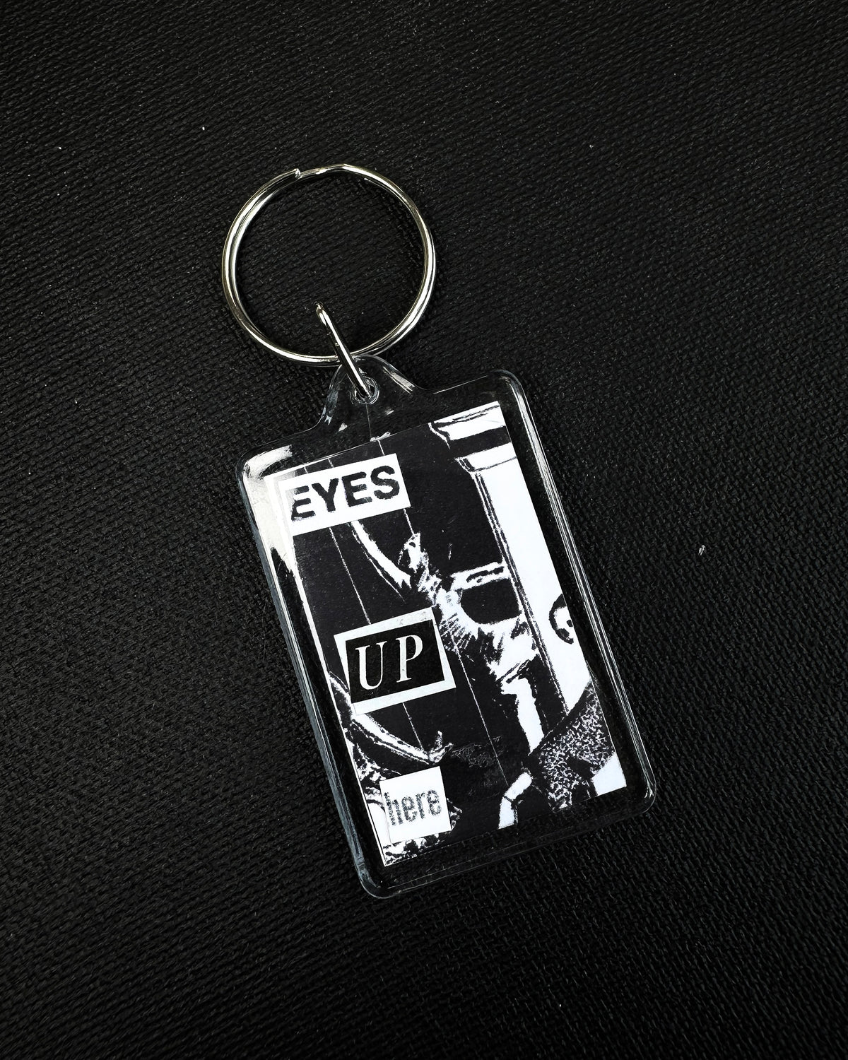 COLLAGE KEYCHAIN - random
