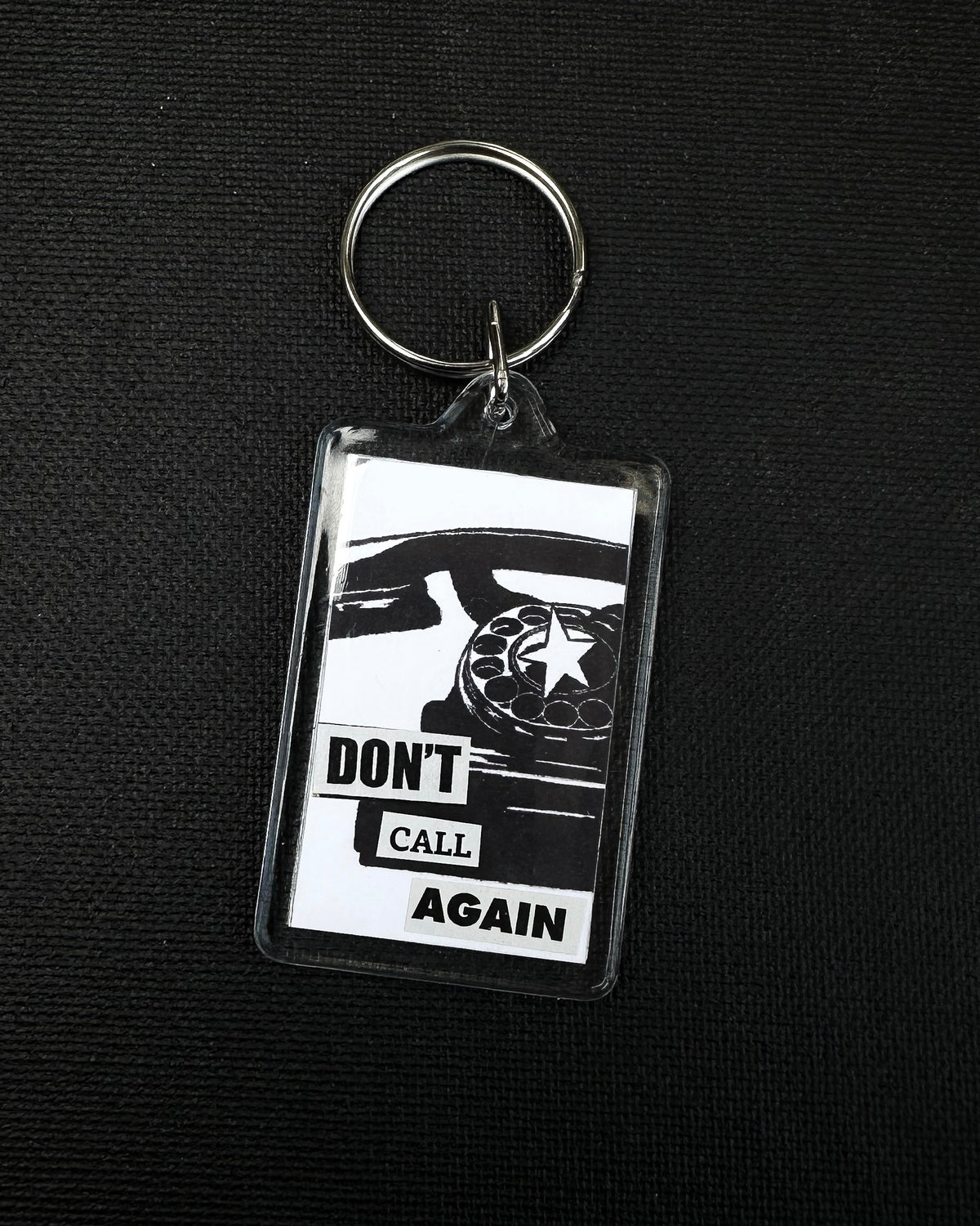 COLLAGE KEYCHAIN - random