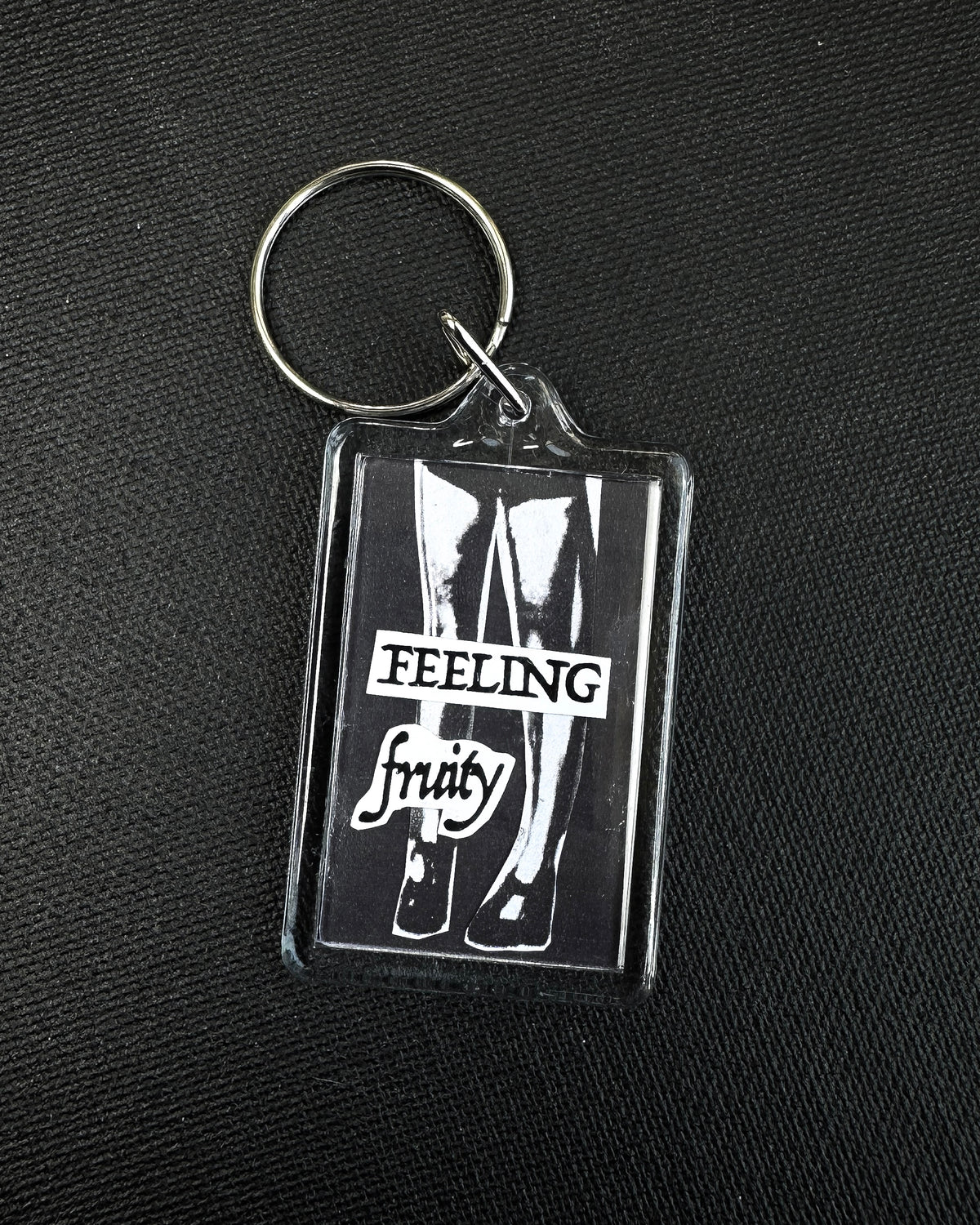 COLLAGE KEYCHAIN - random
