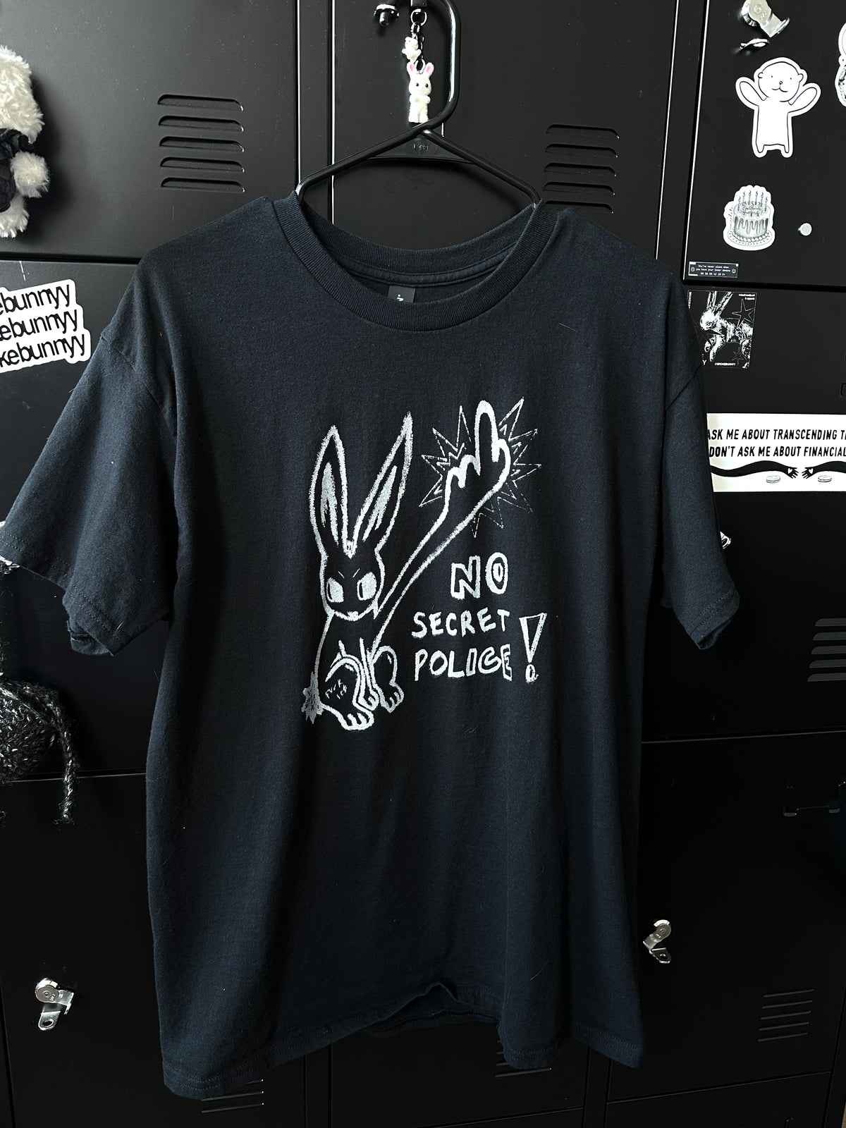 NO SECRET POLICE unisex tee *