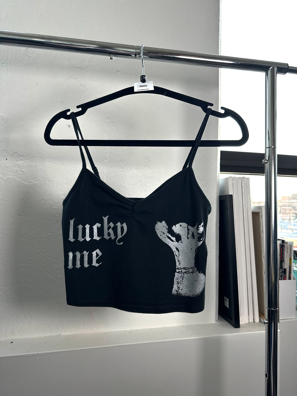 LUCKY ME PUP tank - M
