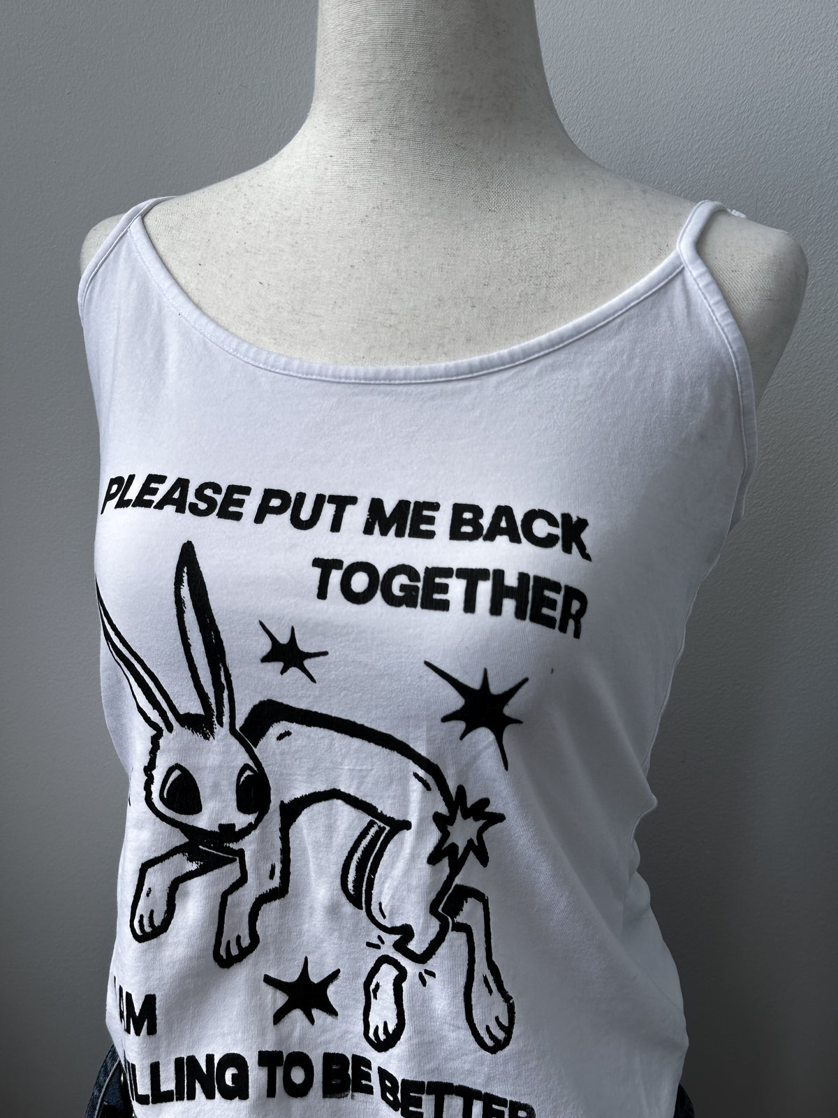BROKEN BUNNY tank - L