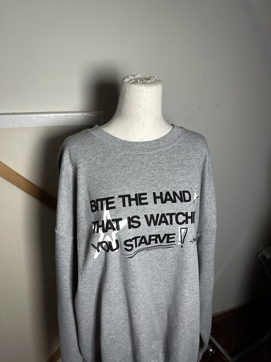 BITE THE HAND Crew - XL