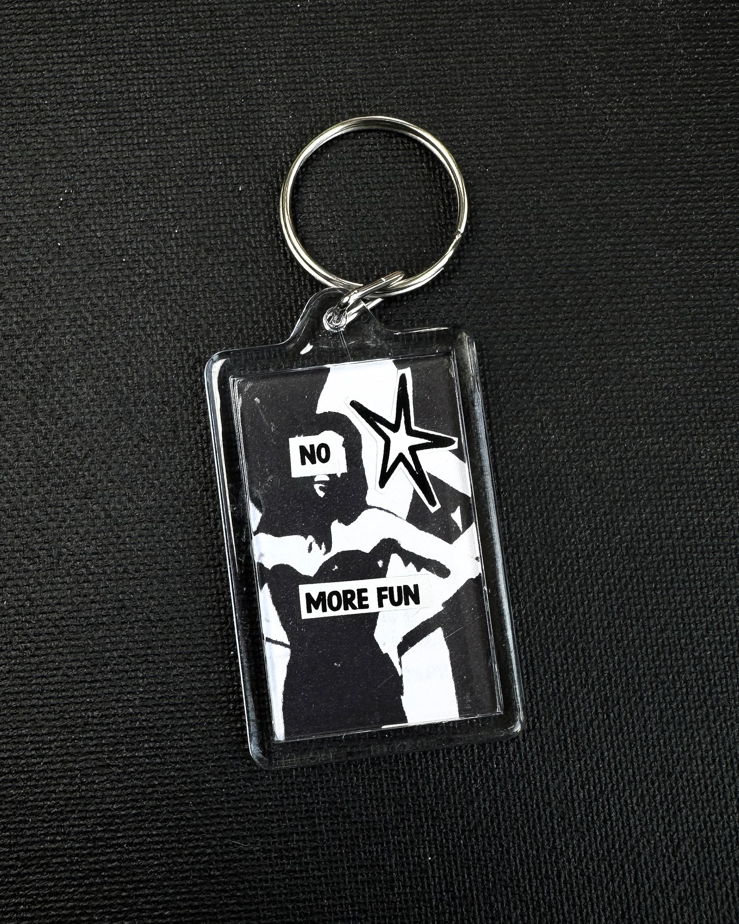 COLLAGE KEYCHAIN - random
