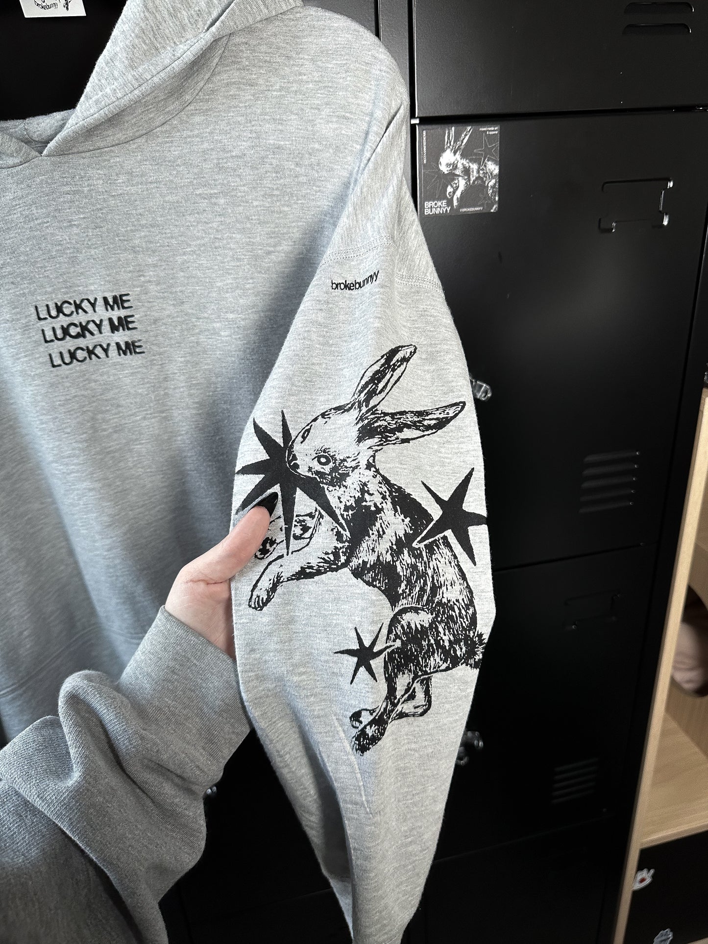 LUCKY BUNNY hoodie - M