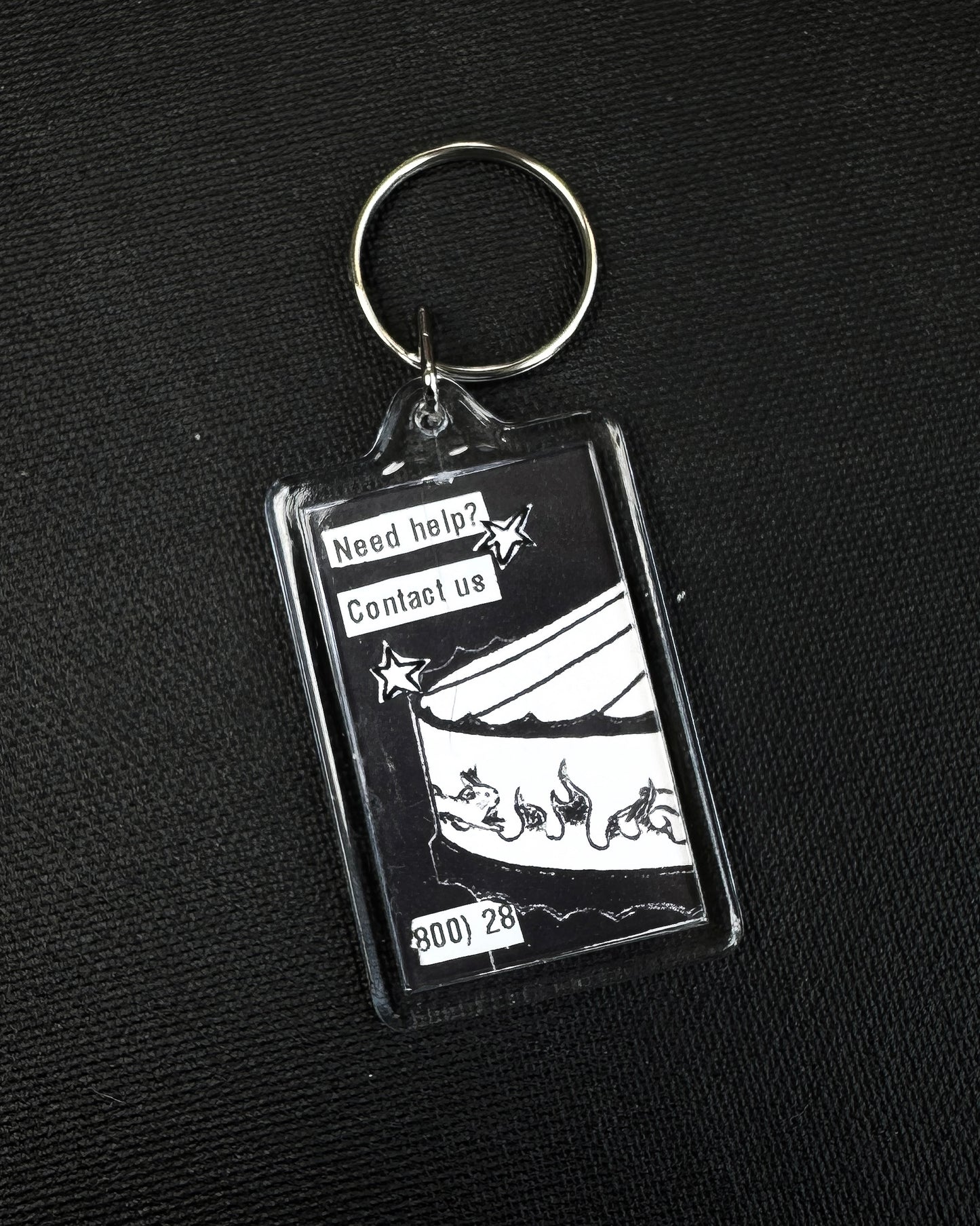 COLLAGE KEYCHAIN - random