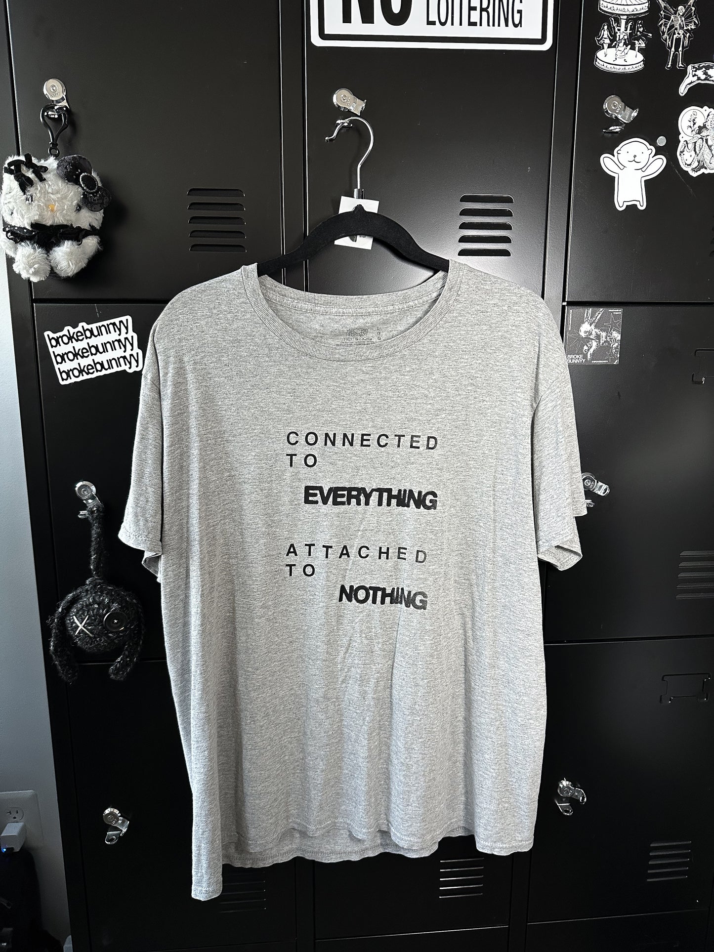 CONNECTED gray tee - L