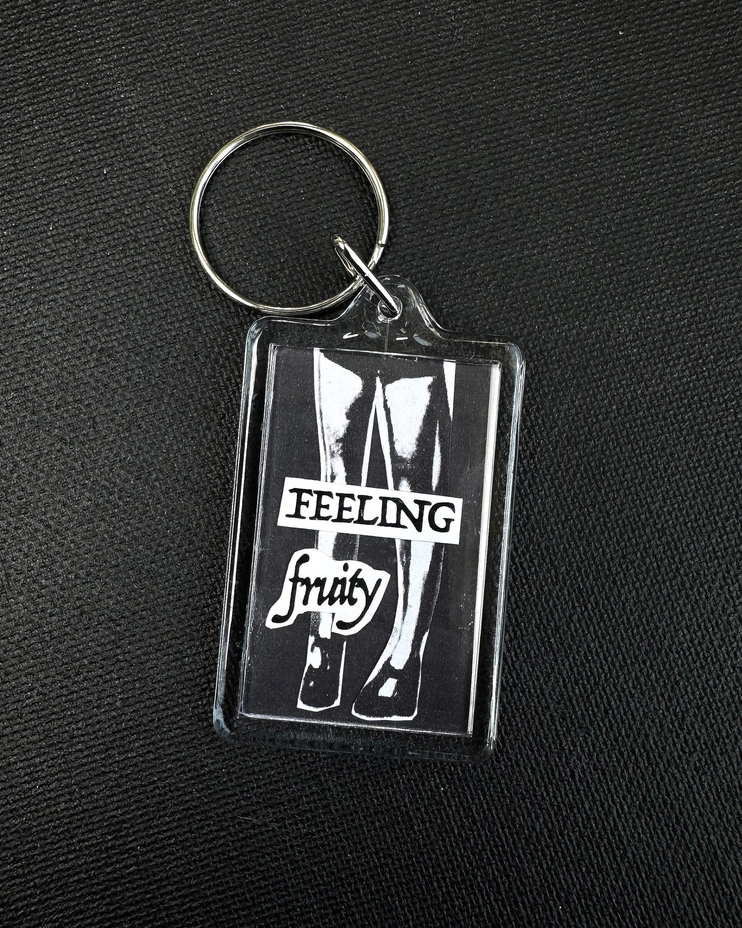 COLLAGE KEYCHAIN - random