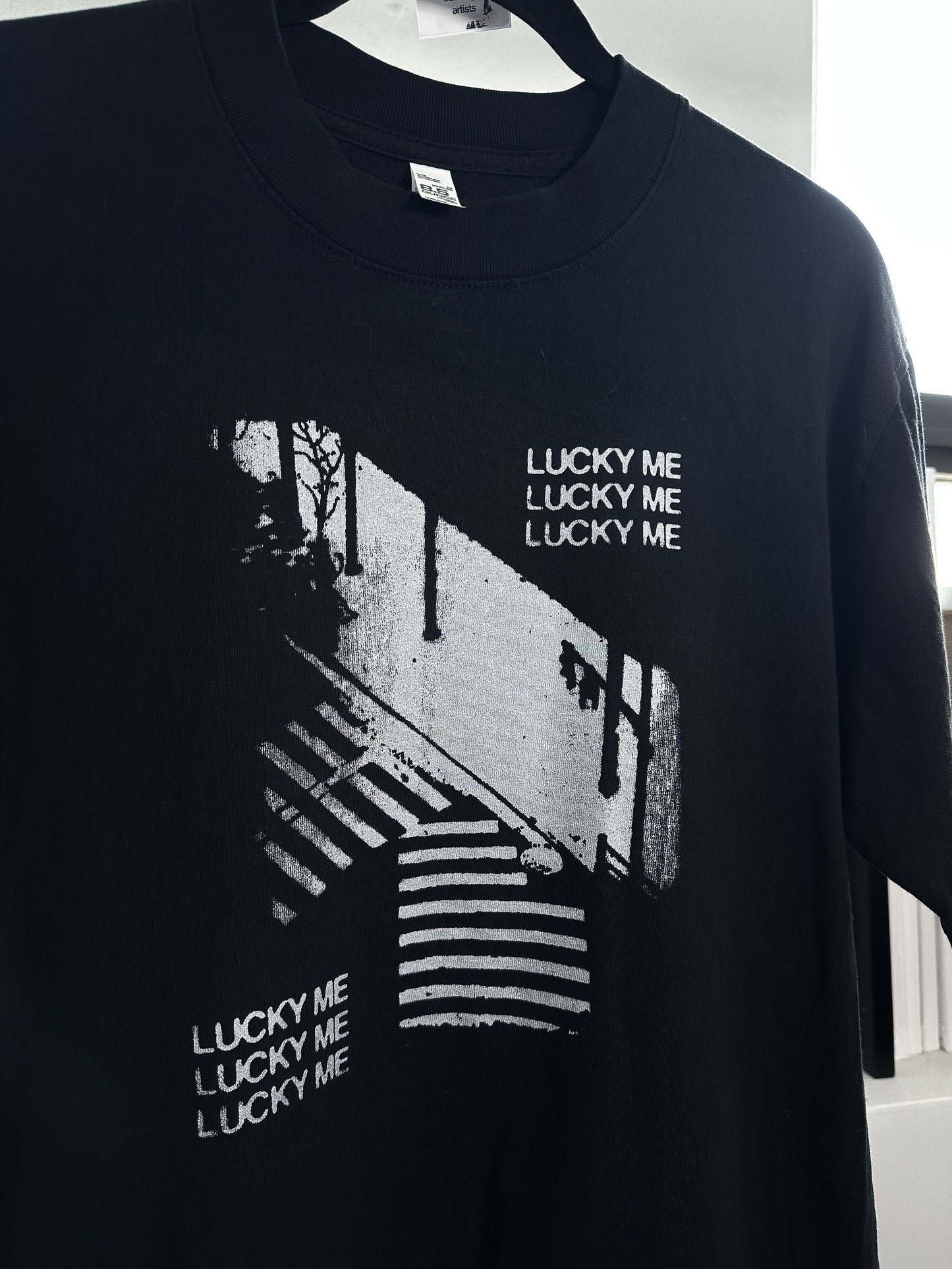 LUCKY ME unisex tee - S