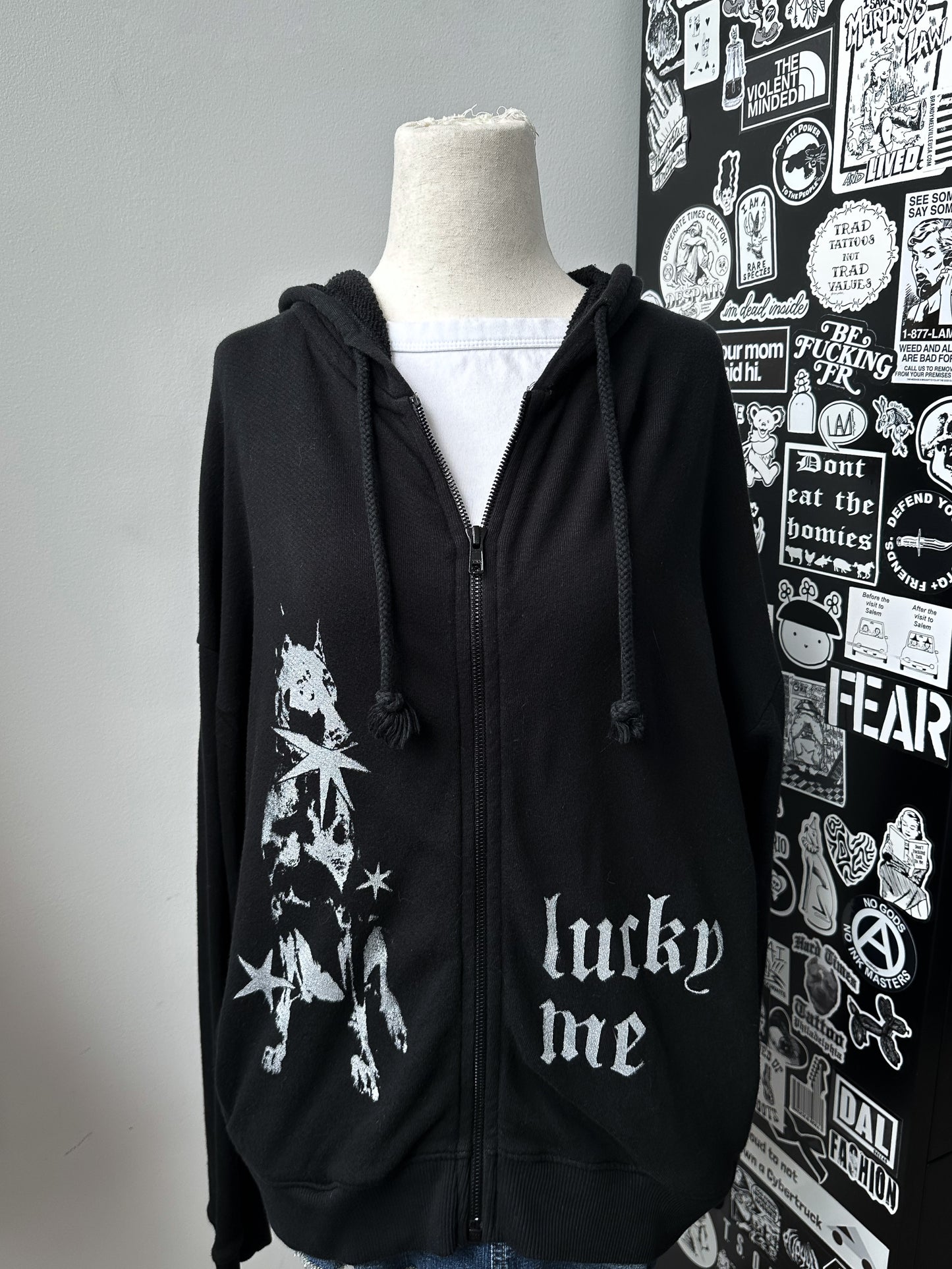 LUCKY ME STAR PUP hoodie - S