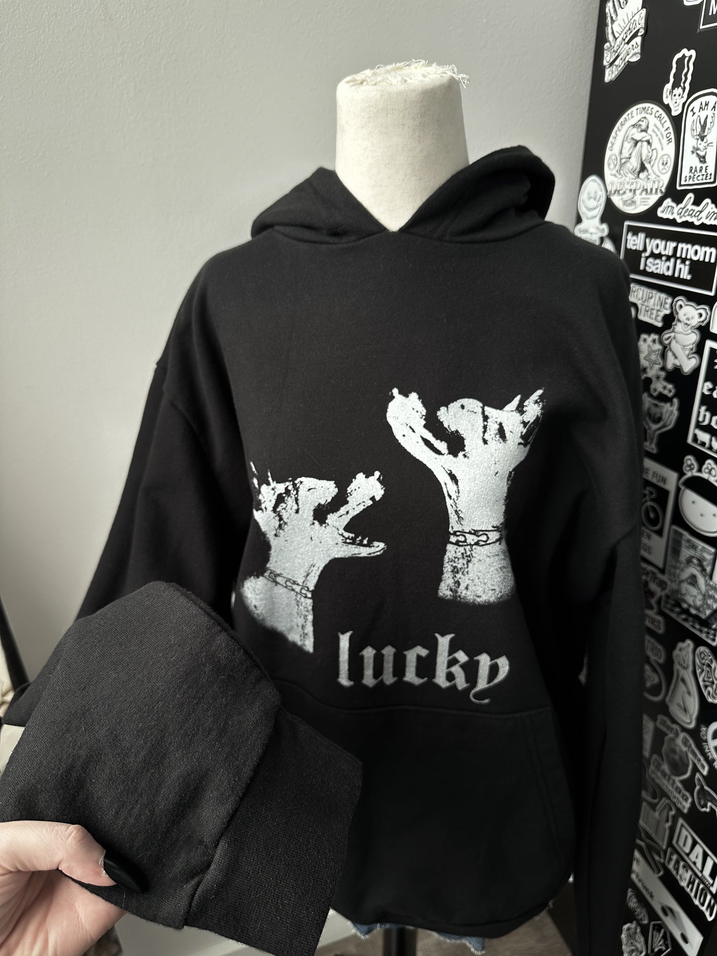 LUCKY PUPS hoodie - M